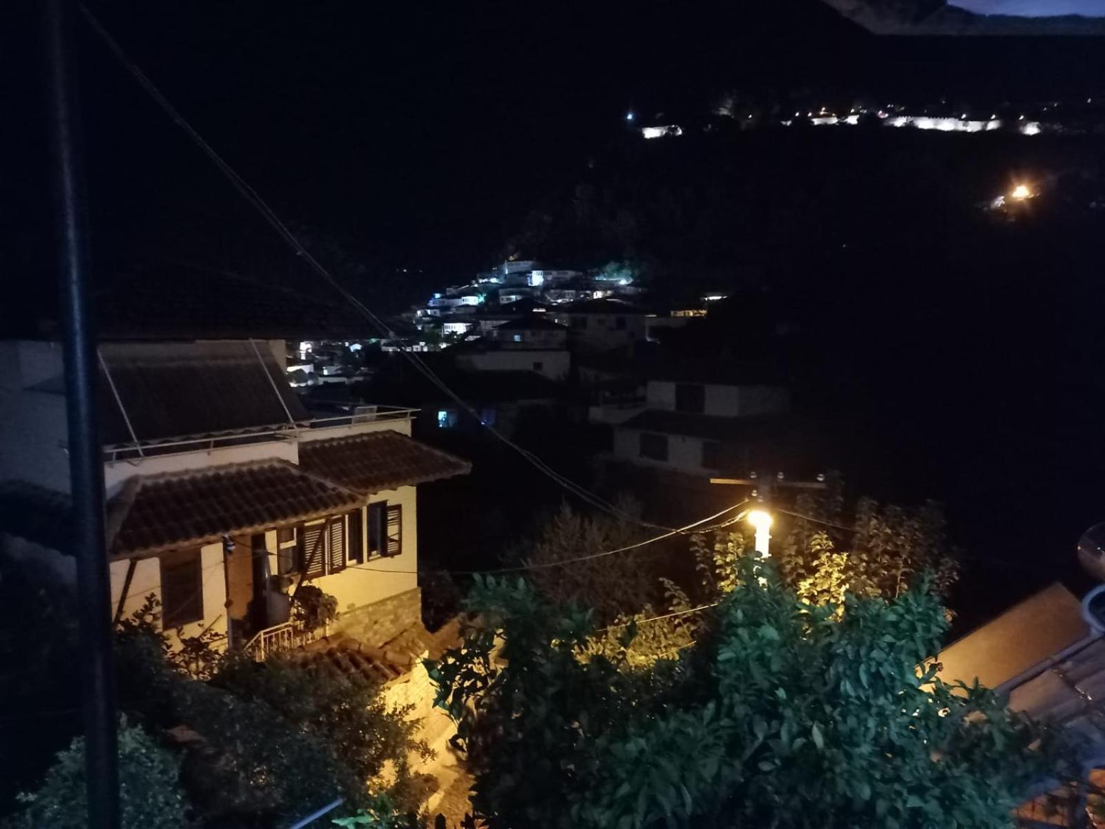 Guest House Bumbli Berat Rom bilde